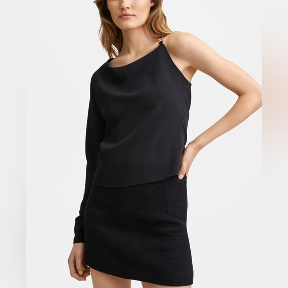 MANGO Assymetrical black blouse - Picture 3 of 7